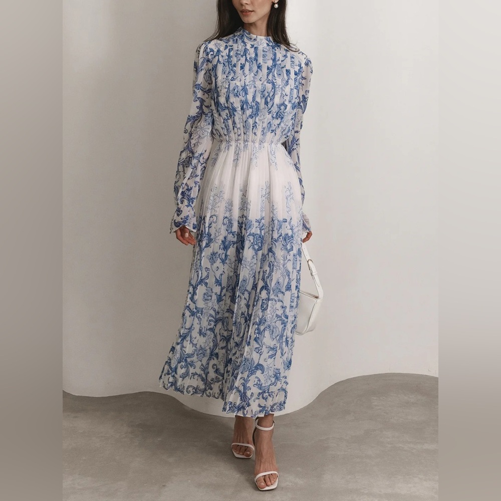 Commense Blue and White Floral Long-Sleeve Maxi Dress